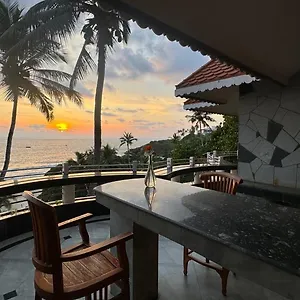 Kovalam Gymkhana Thayil Kadaloram Homestay Thiruvananthapuram